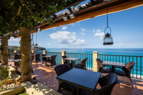 Отель Hotel Rocca Della Sena  Тропея